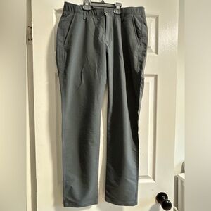 UNDER ARMOUR tailer pant